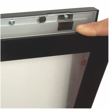 Manyetik Eğimli LED Bilgilendirme Panosu Manyetik Eğimli LED Bilgilendirme Panosu